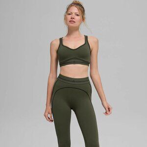 Alo Airbrush Heart Throb Leggings NWT Green Olive/Black